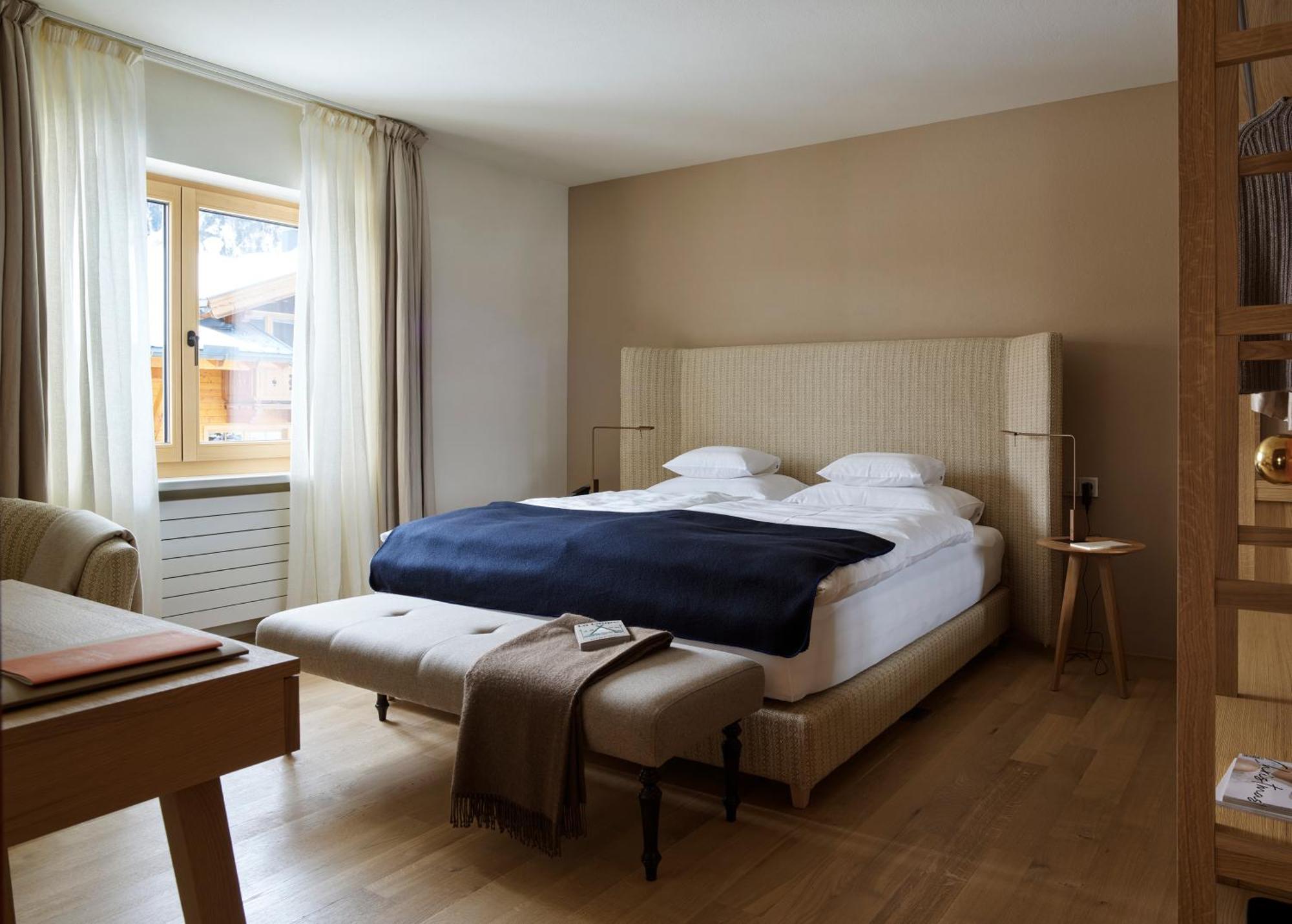 Hotel Schwarzwand レッヒ エクステリア 写真
