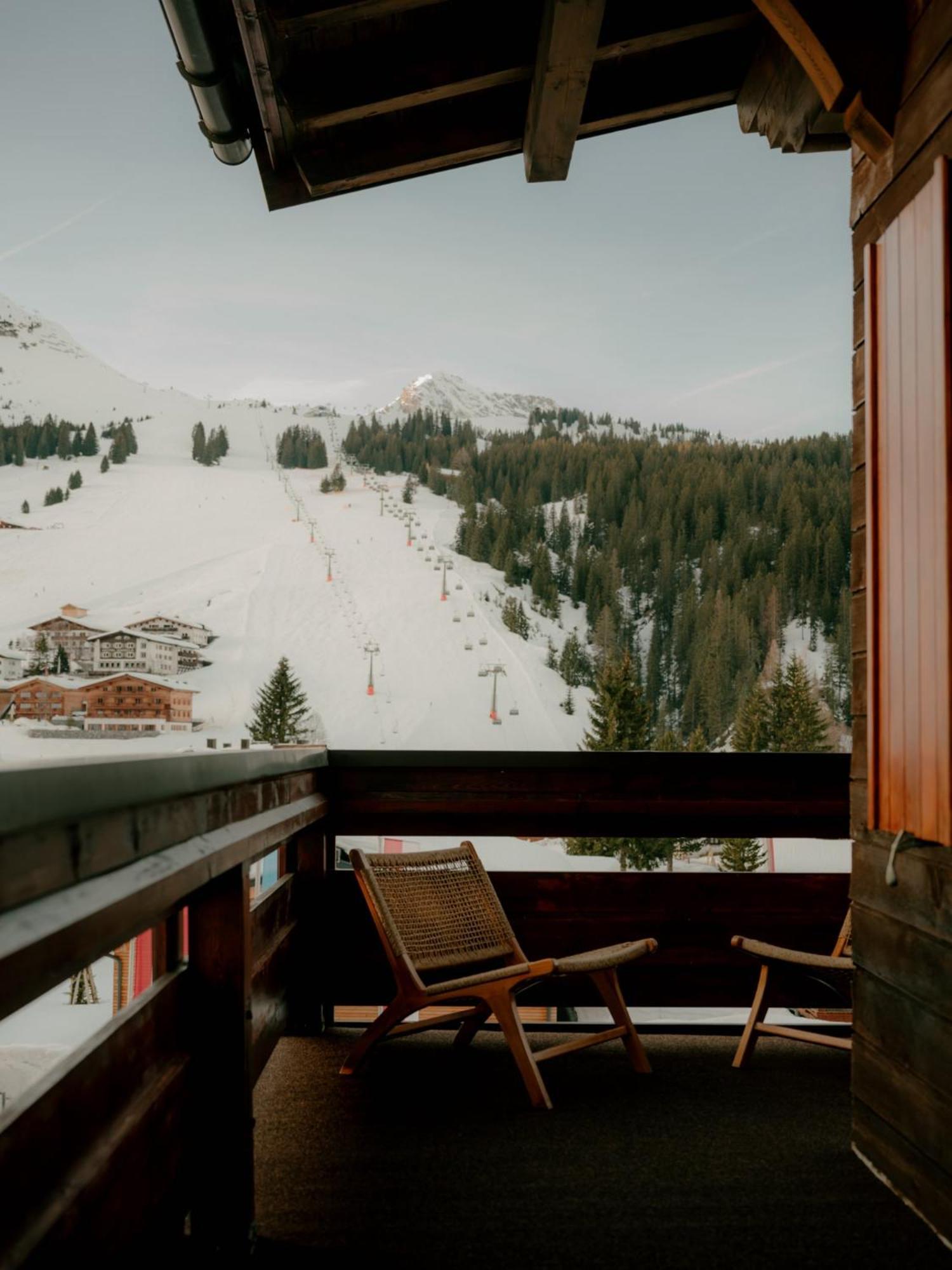 Hotel Schwarzwand レッヒ エクステリア 写真