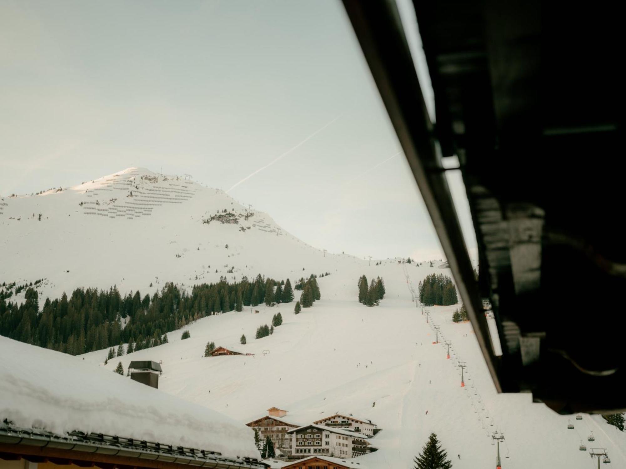 Hotel Schwarzwand レッヒ エクステリア 写真