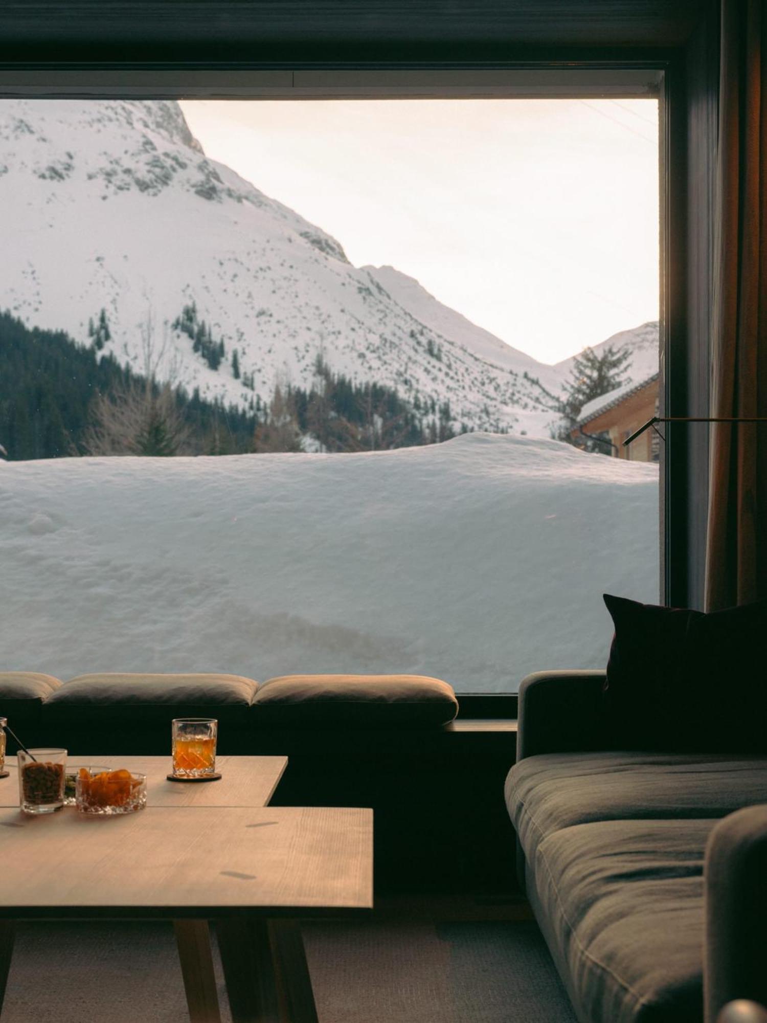 Hotel Schwarzwand レッヒ エクステリア 写真