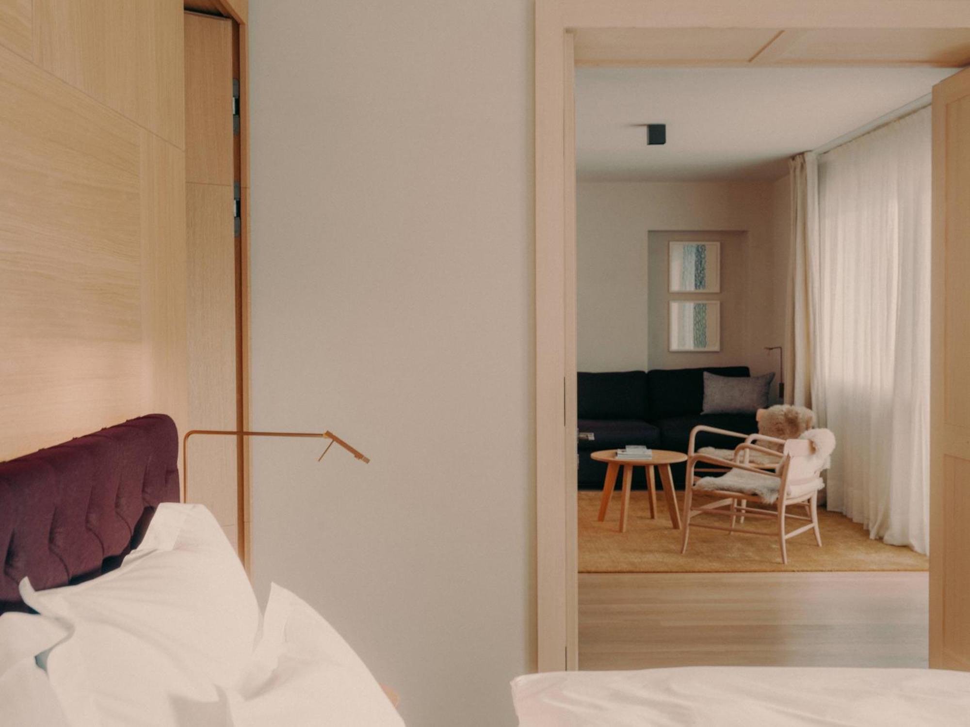 Hotel Schwarzwand レッヒ エクステリア 写真
